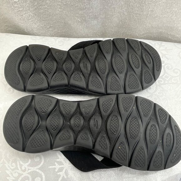 Skechers Women's Size 9 Relaxed Fit Thong Sandals #141404 - Picture 4 of 6